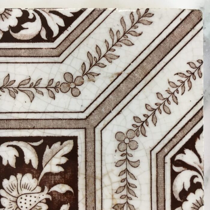 1880s victorian aesthetic movement floral center brown tile 6126