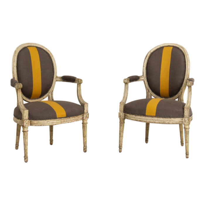 18th century french louis xvi period fauteuils in original paint set of 2 3320