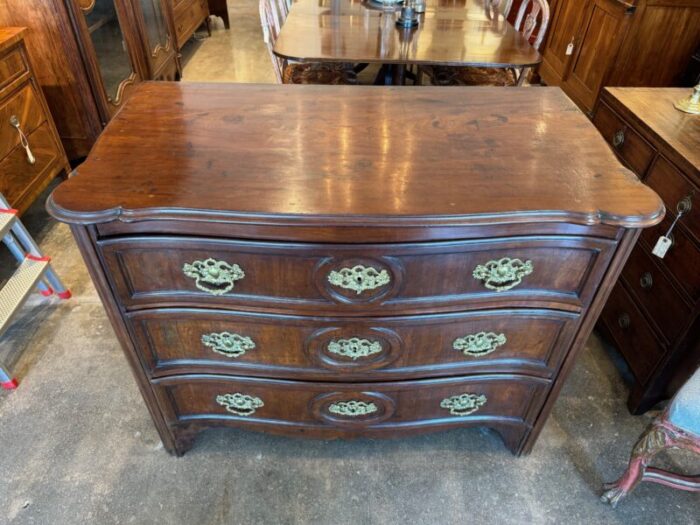 18th century walnut chest 2669