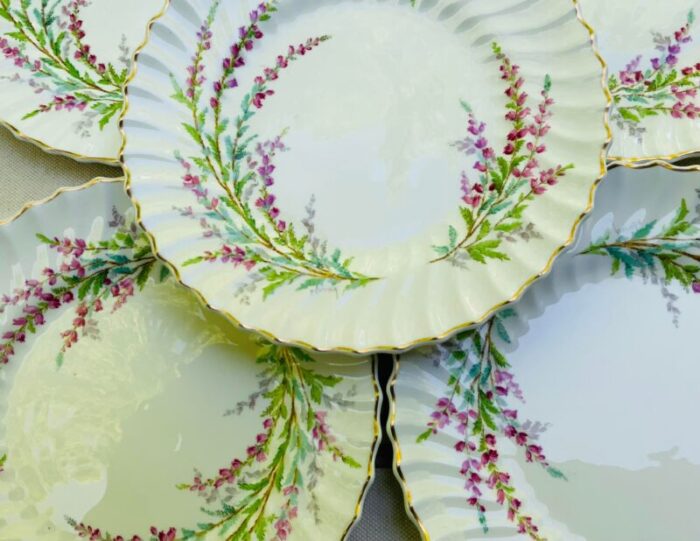 1940s royal doulton bone china bell heather hand painted dinner plates set of 5 5206