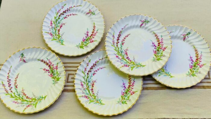 1940s royal doulton bone china bell heather hand painted dinner plates set of 5 6864