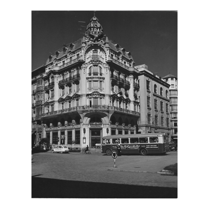 1976 granada spain street photograph by don ware 7544