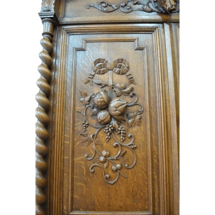 19th century spanish carved oak cupboard trinchero 3962