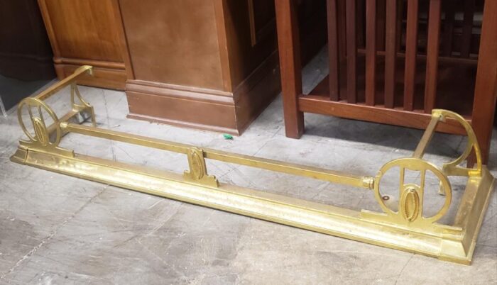 2 7 19th century edwardian brass fire place fender 4258