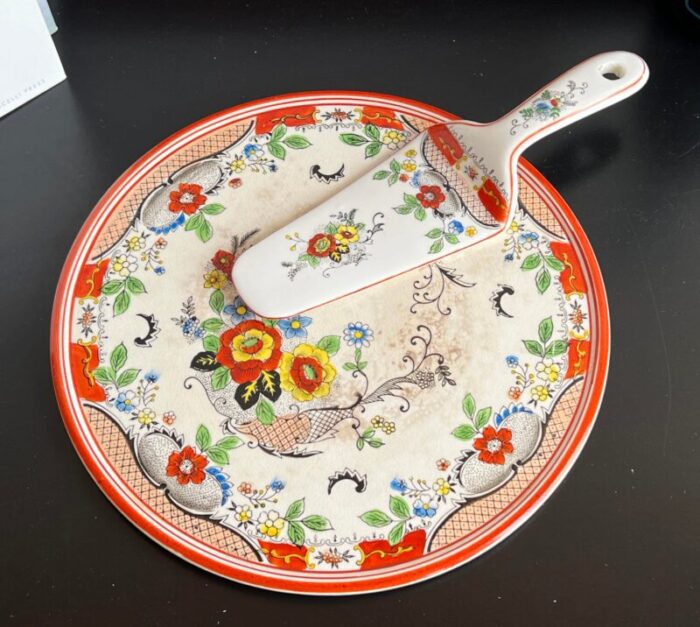 antique 1940s japanese porcelain red and yellow floral decorated cake plate and server 5234