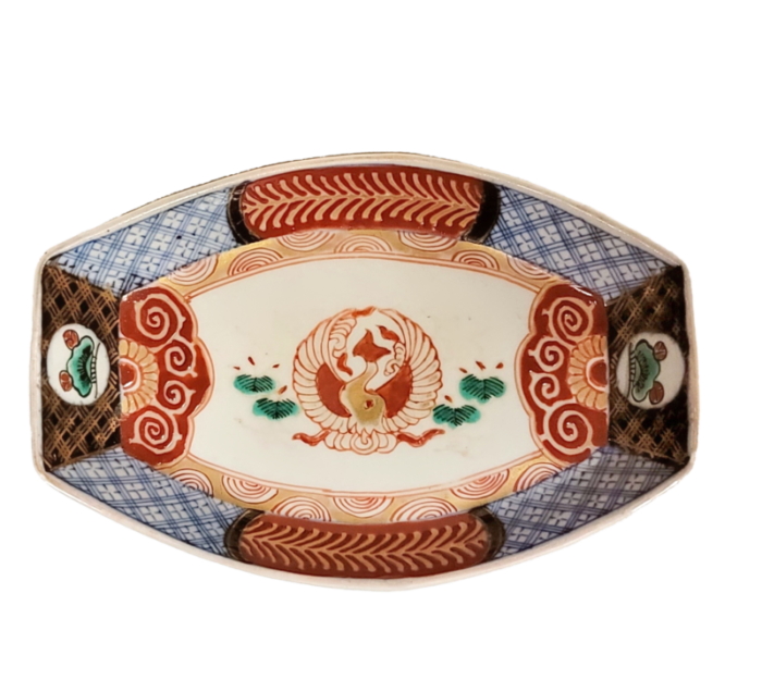 antique chinese boat shaped low bowl with phoenix and lotus in imari palette 19th century porcelain 5268