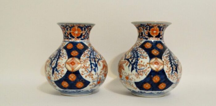 antique japanese porcelain imari vases a near pair 5898