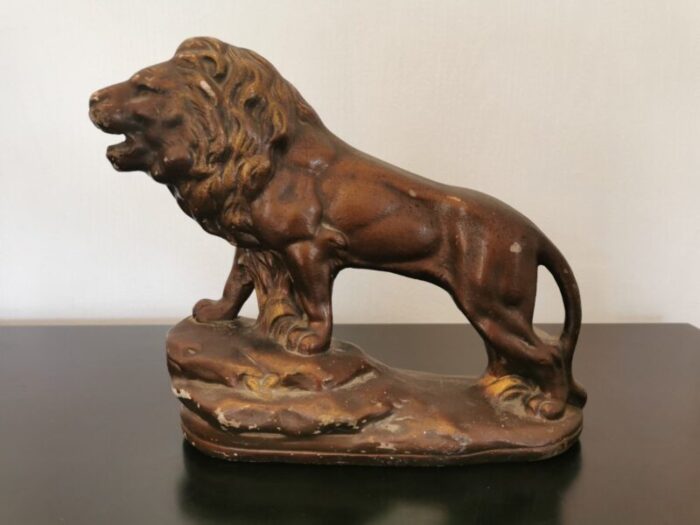 antique lion figure in plaster 4