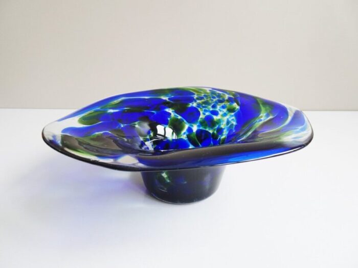 art glass bowl 1970s 1