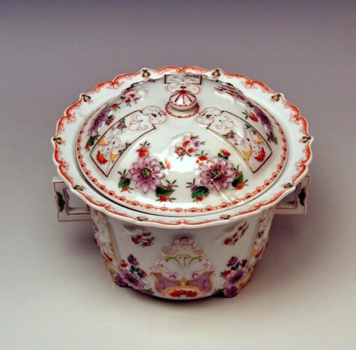 baroque vienna lidded candy box from augarten 1930s 2