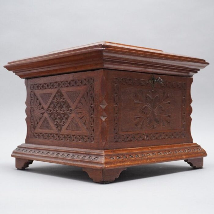 baroque wood chest cassette jewelry box 2