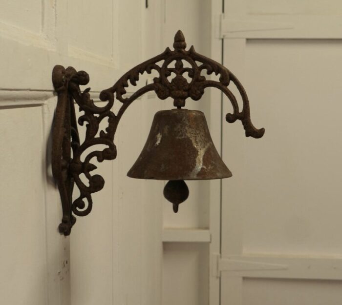 cast iron out door bell on bracket 1920s 6