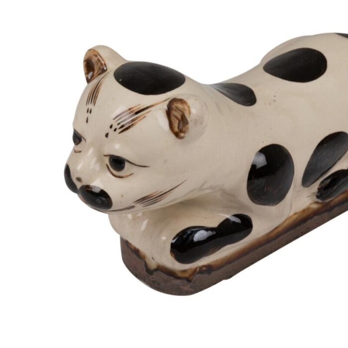 cat in black and white ceramic 1900s 4