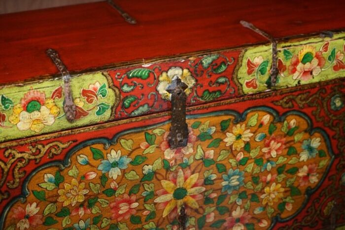 chinese hand painted linen trunk 12