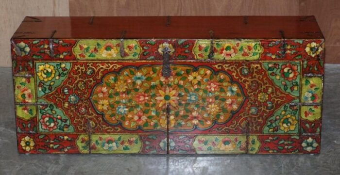 chinese hand painted linen trunk 3