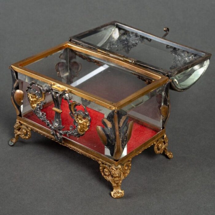 crystal jewelry box in silver and gilded bronze 7