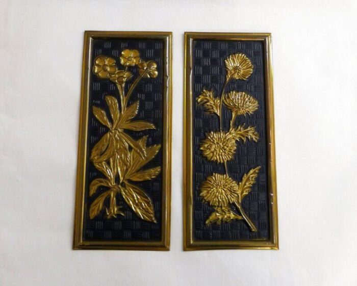 decorative wall plates with floral motif in black gold metal from elpec england 1960s set of 2 1