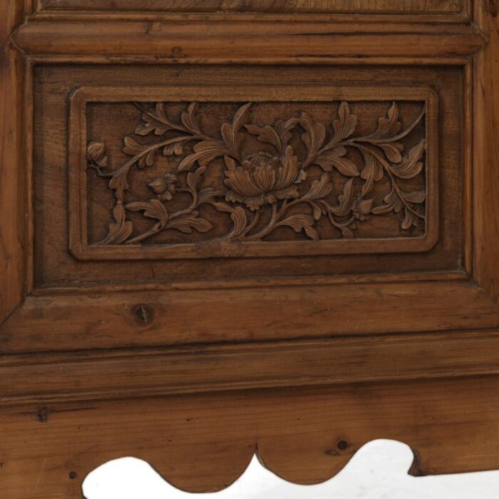 four panel screen with flower vase carvings 10