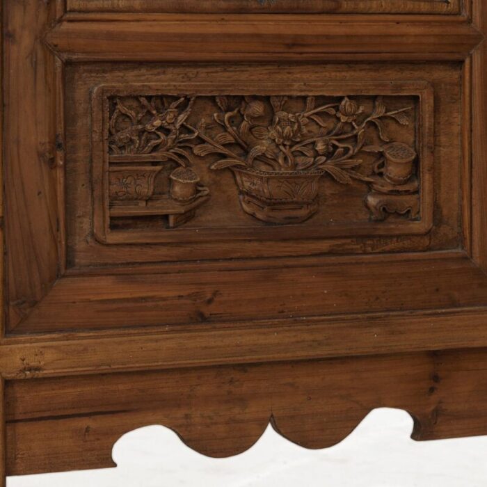 four panel screen with flower vase carvings 8