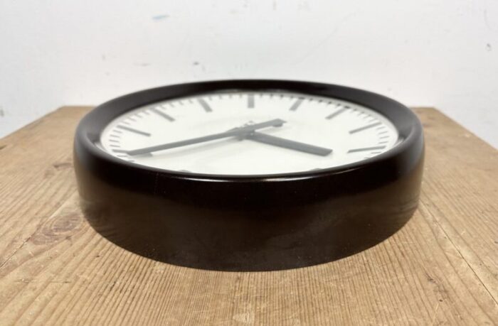 industrial bakelite factory wall clock from pragotron 1960s 10