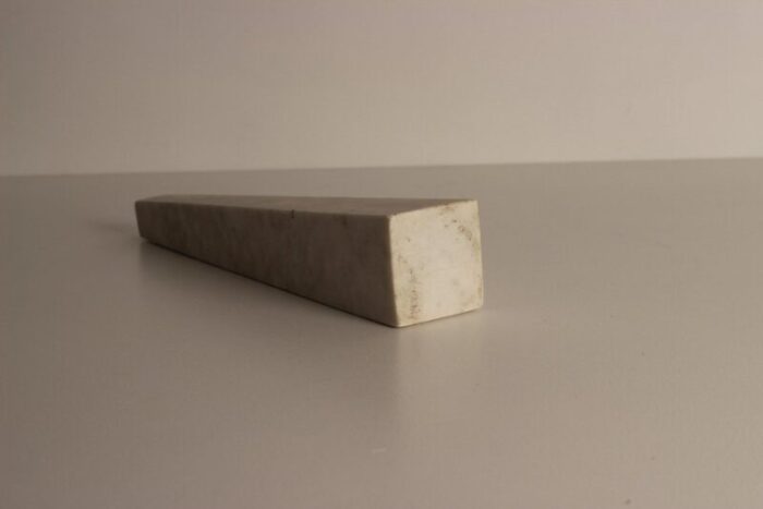 italian obelisk in white marble stone 7