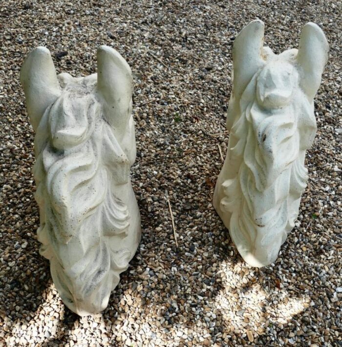 large horse heads in painted cast iron 1960 set of 2 6