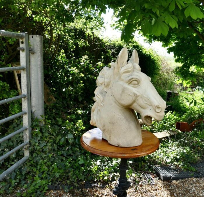 large horse heads in painted cast iron 1960 set of 2 9