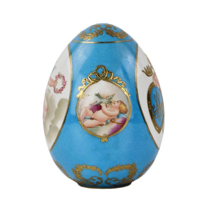 large porcelain easter egg 3