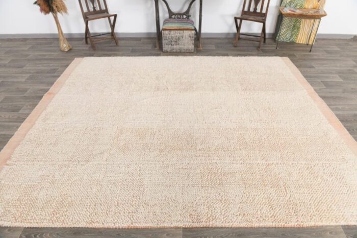 large soft pompom kilim rug in wool 9126