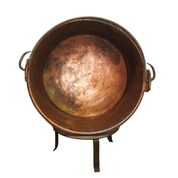 large spanish copper cauldron 1516