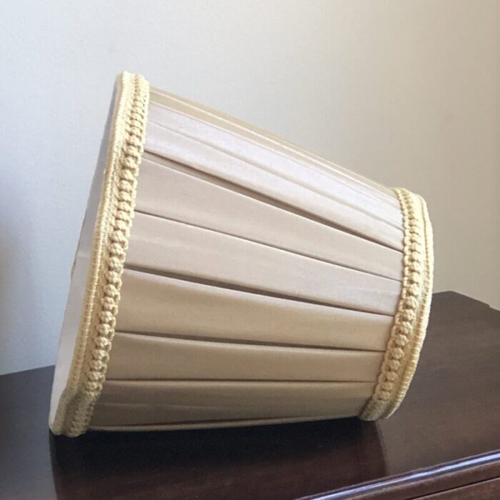 late 20th century english box pleat silk lamp shade in beige 5363