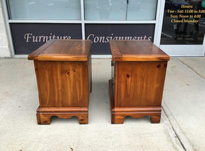 late 20th century pair of lea furniture solid pine nightstands 4743