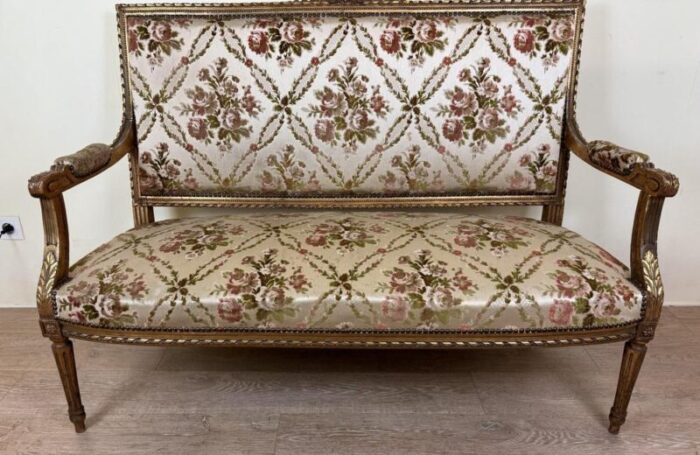 louis xvi style bench in golden wood 1532