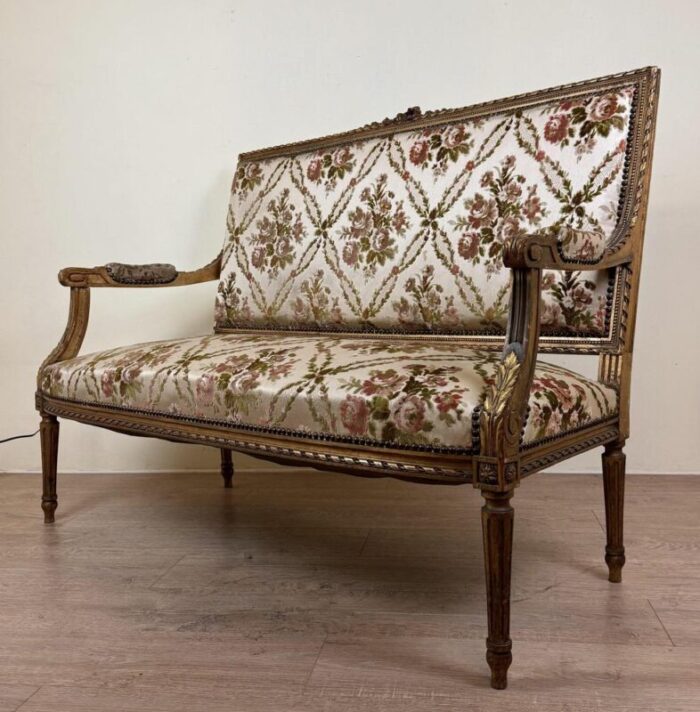 louis xvi style bench in golden wood 3479