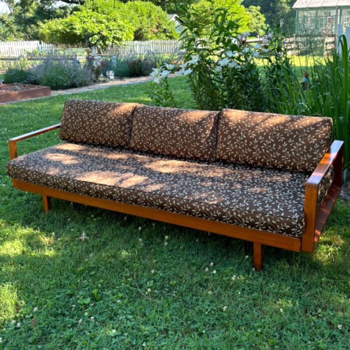 mid 20th century walter knoll antimott sofa daybed 2716