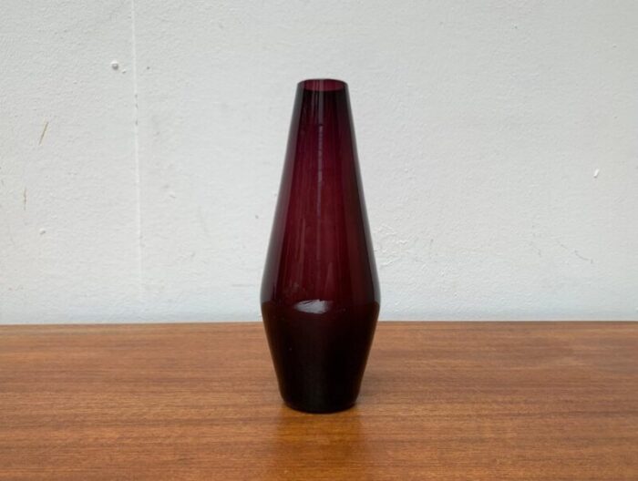 mid century minimalist glass vase 1960s 9