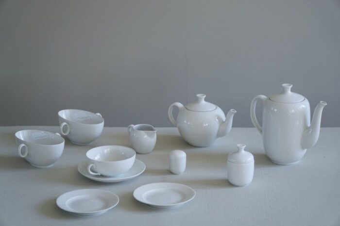 mid century service set in porcelain from royal copenhagen attributed to axel salto 1950s set of 11 15