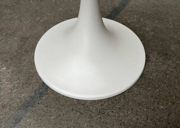 mid century space age tulip table or stool base in metal 2988