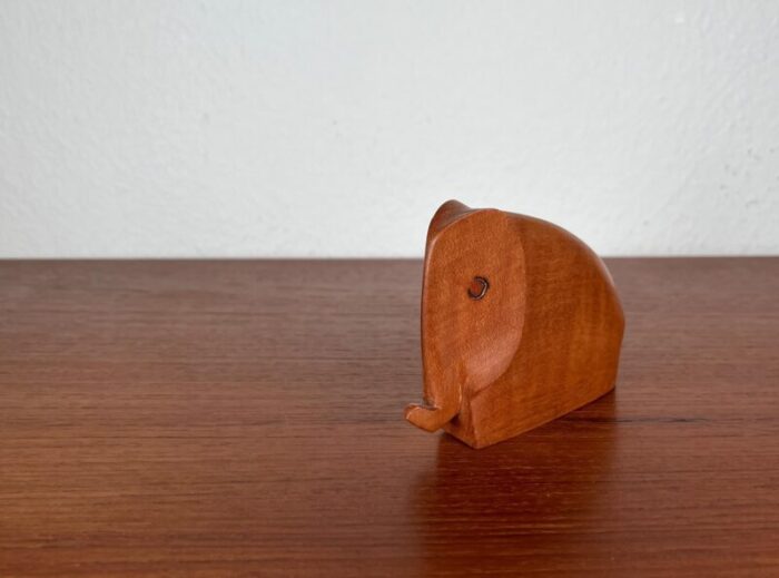 mid century teak elephant figurine 1960s 5842