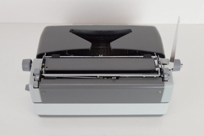 mid century typewriter from consul 1960s 9