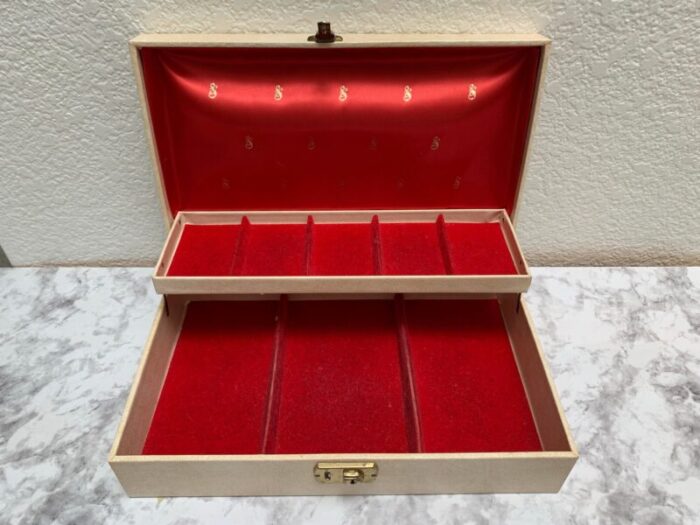 mid century velvet lined jewelry box with gold accents 1032