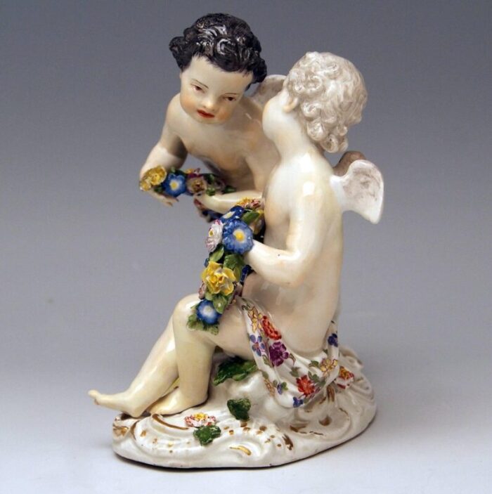 model 2372 rococo cherubs cupids figurines with flowers by kaendler for meissen 4