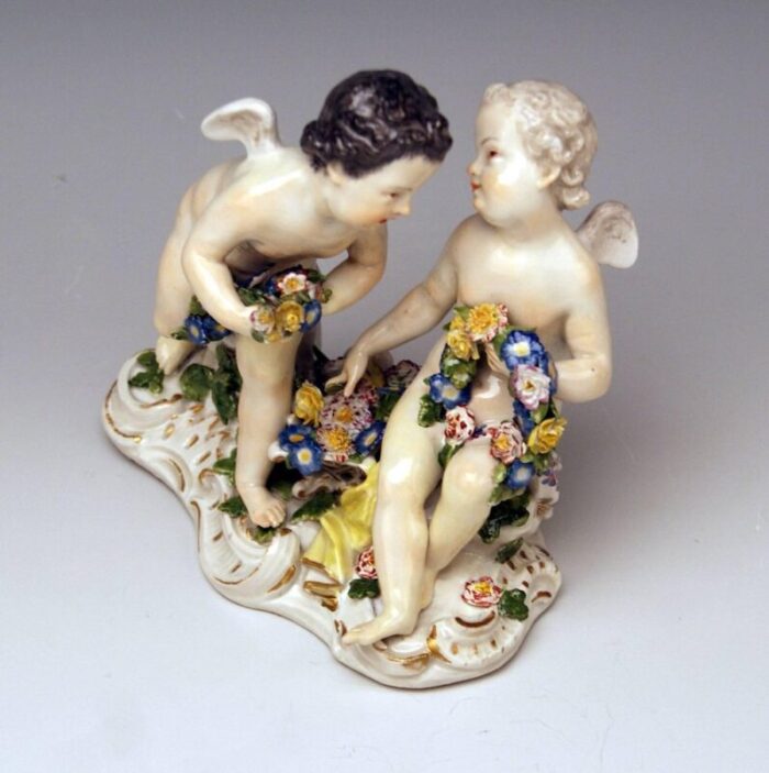 model 2372 rococo cherubs cupids figurines with flowers by kaendler for meissen 6