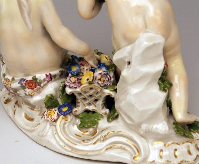 model 2372 rococo cherubs cupids figurines with flowers by kaendler for meissen 8