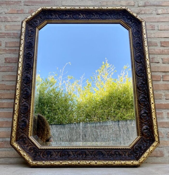 octogonal wall mirror with carved gold wooden frame 1940s 4