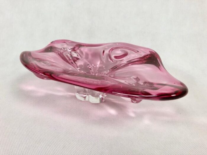 pink platter from chribska glassworks 1960s 4