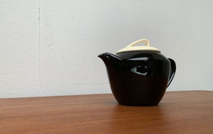 postmodern ceramic tea or coffee pot from pagnossin italy 1980s 2