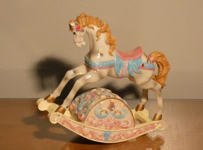 rocking horse music box usa 1980s 1