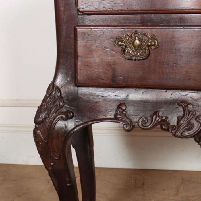 small 18th century portuguese commode 1253