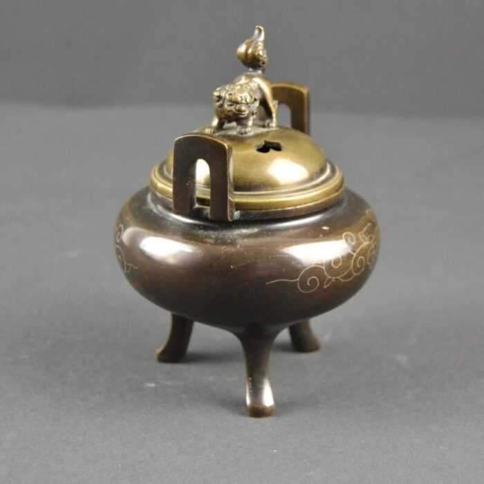 small antique japanese incense burner in bronze 1890s 6